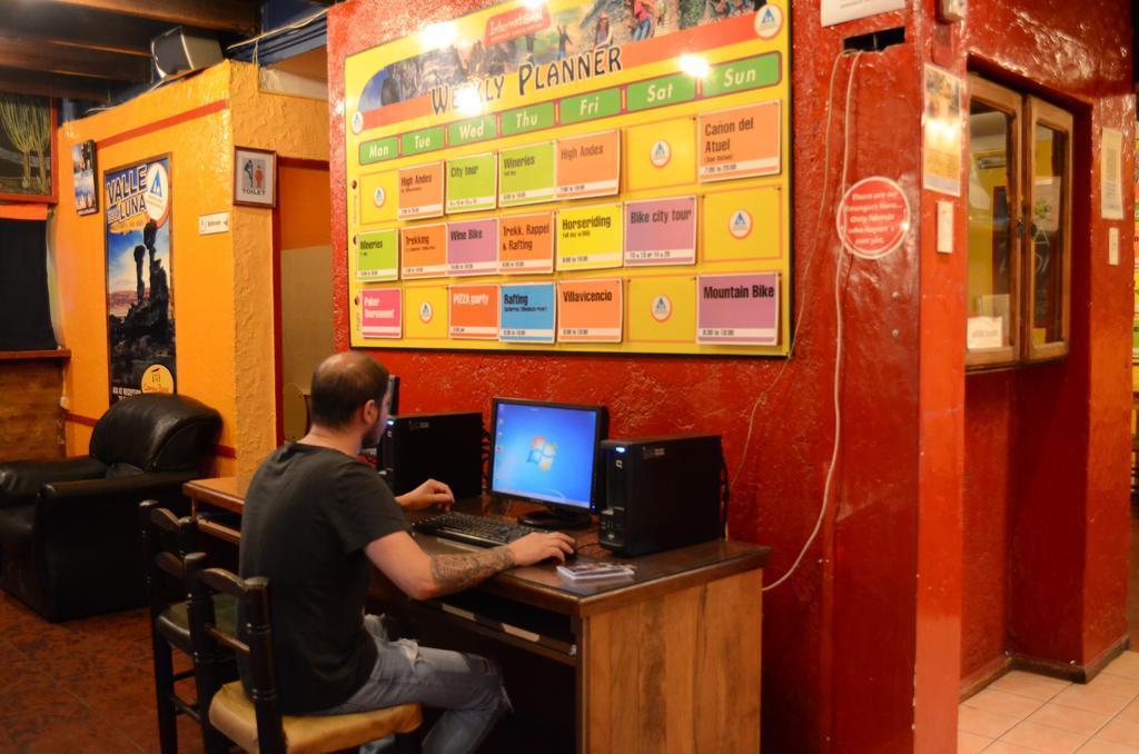Hostel Internacional Mendoza Bagian luar foto