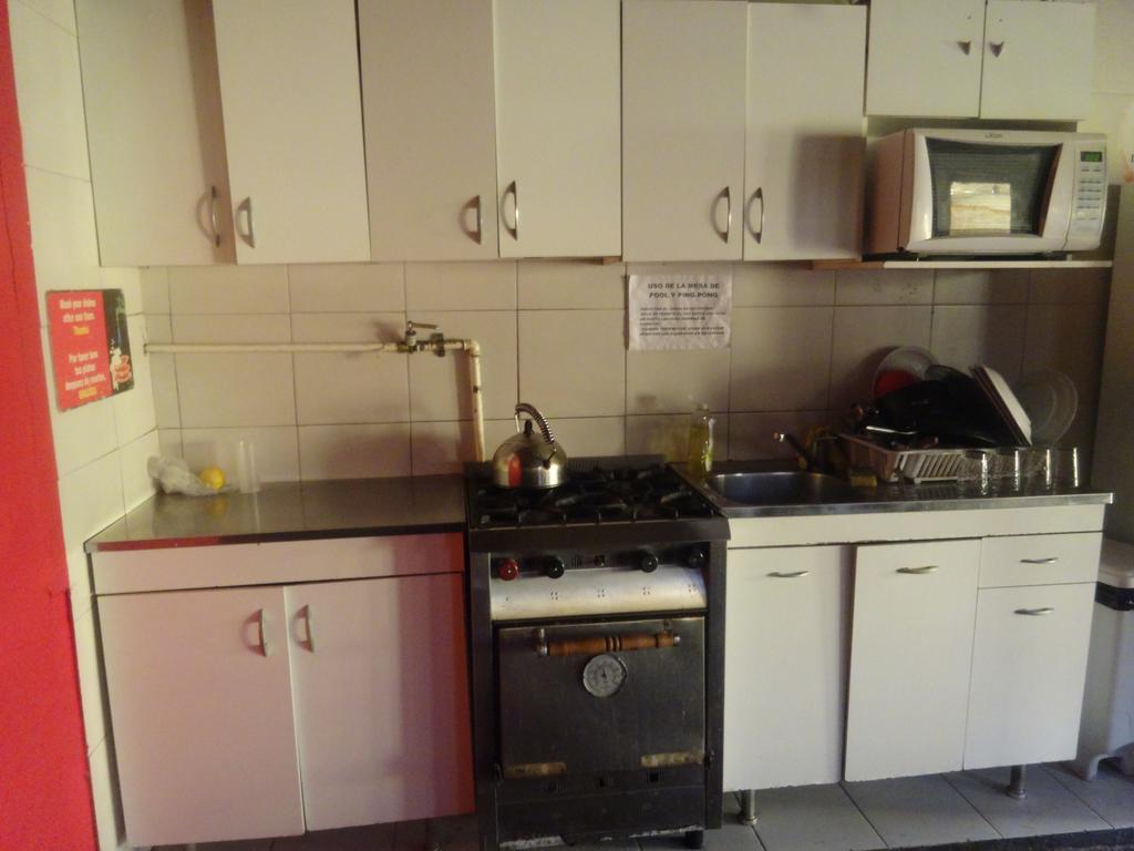 Hostel Internacional Mendoza Bagian luar foto