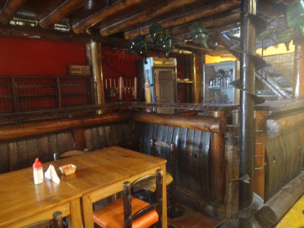 Hostel Internacional Mendoza Bagian luar foto