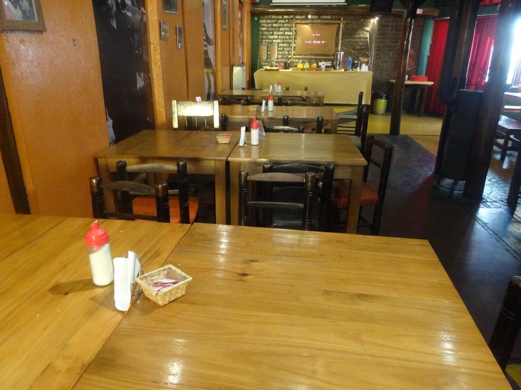 Hostel Internacional Mendoza Bagian luar foto