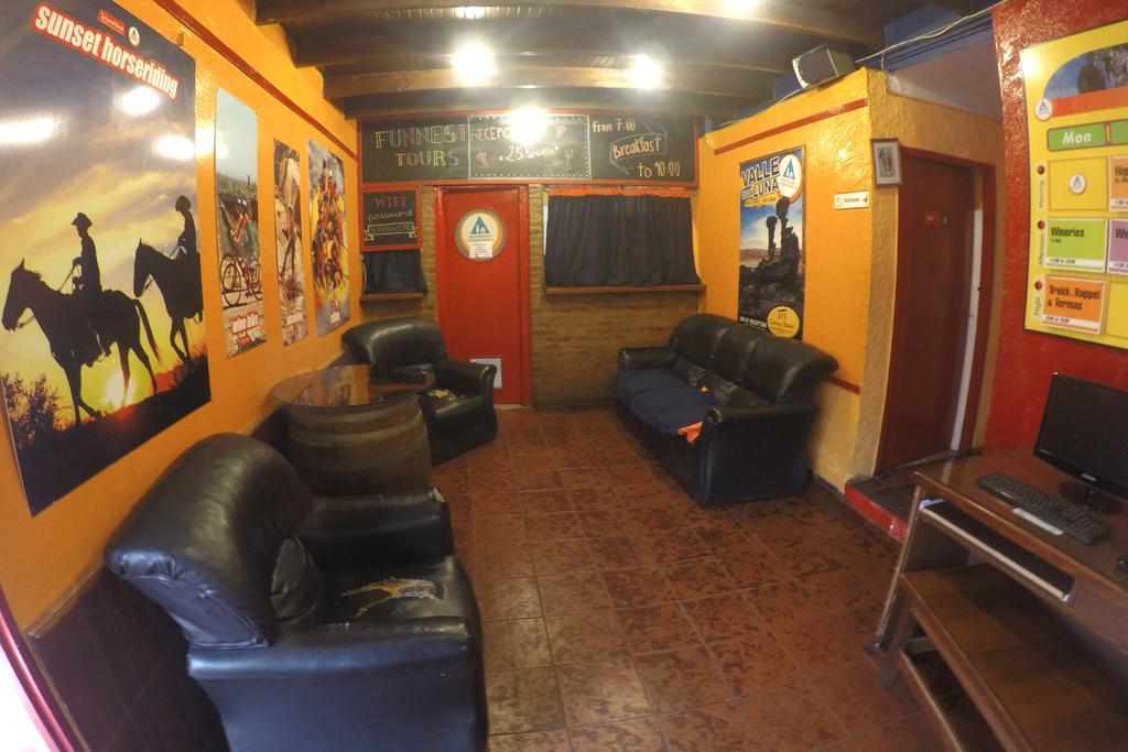 Hostel Internacional Mendoza Bagian luar foto